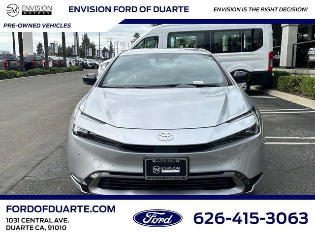 2024 toyota prius xle