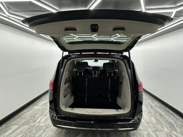 2022 chrysler pacifica touring-l