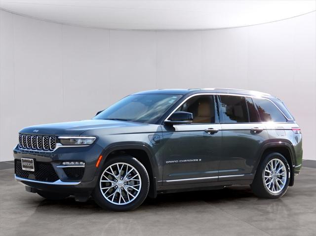 2022 jeep grand cherokee 4xe summit