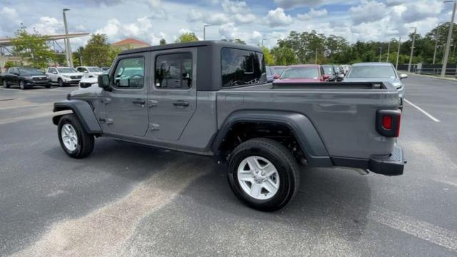 2023 jeep gladiator sport