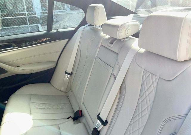2021 bmw 540 i