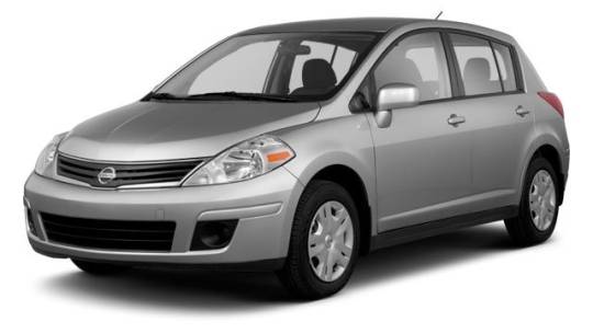 2010 nissan versa