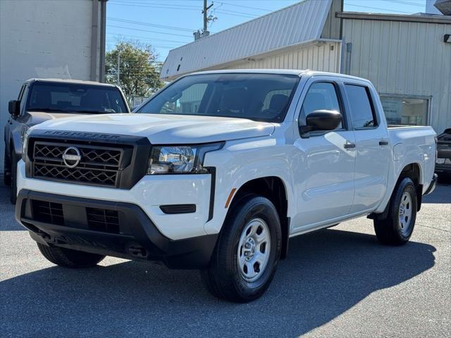 2022 nissan frontier s