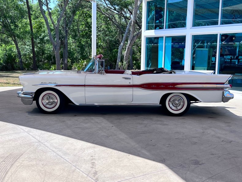 1957 pontiac star chief