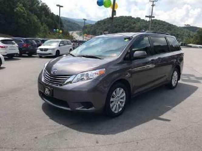 2017 toyota sienna le in ashland, ky