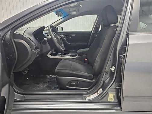2014 nissan altima 2.5 s in sheboygan, wisconsin