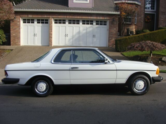 1979 mercedes-benz 300-series 2 door pillar less coupe showroom all original