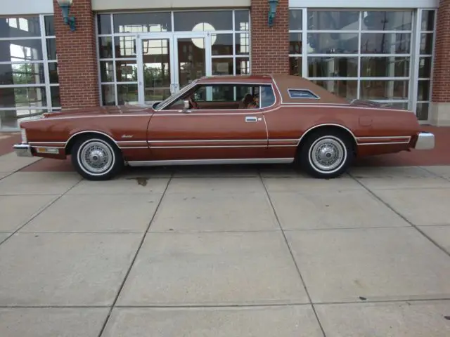 1975 ford thunderbird super nice runs excellent "no reserve"