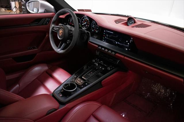 2022 porsche 911 carrera 4 gts