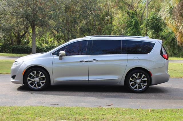 2018 chrysler pacifica limited