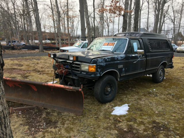 snow plow truck for lot work - great condition!