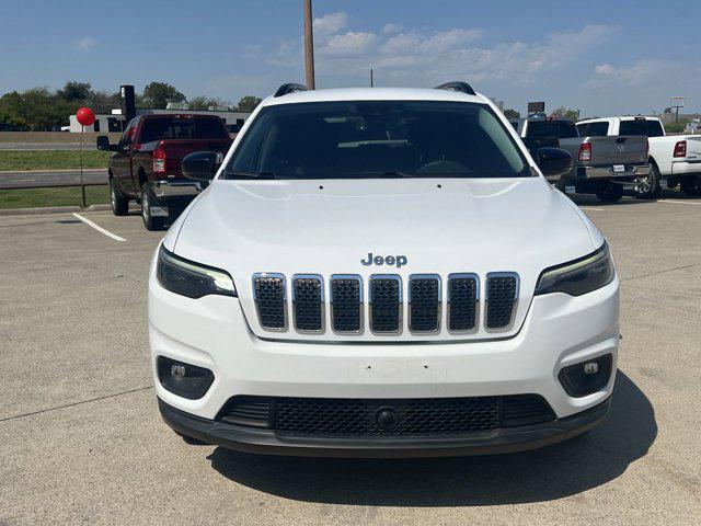 2022 jeep cherokee latitude lux