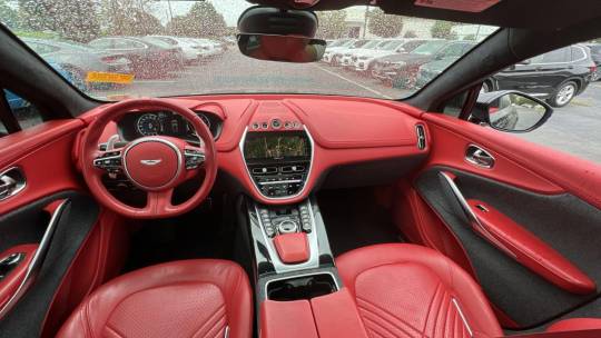 2021 Aston Martin DBX
