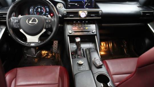 2018 lexus is 300 base