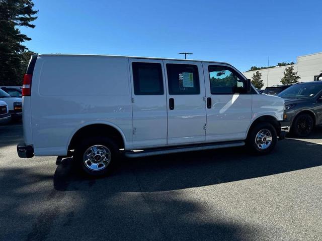 2022 gmc savana 2500 work van