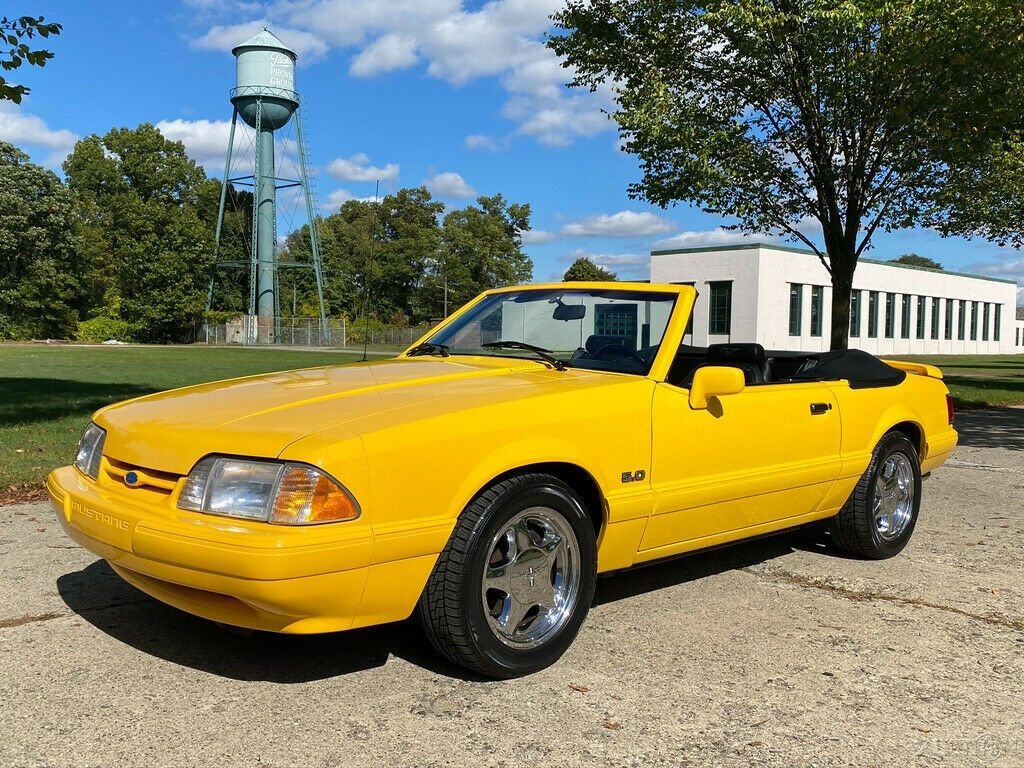 1993 ford mustang lx 5 liter convertible feature car one owner free shipping