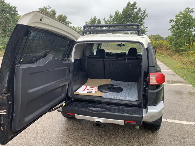 2009 toyota fj cruiser base
