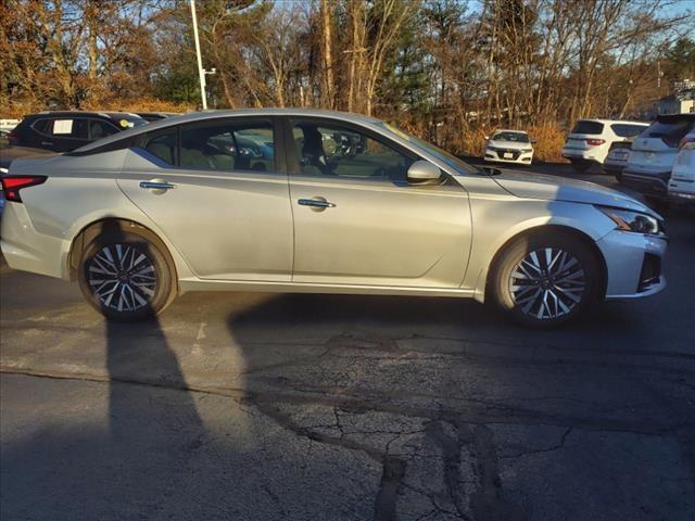 2023 nissan altima 2.5 sv