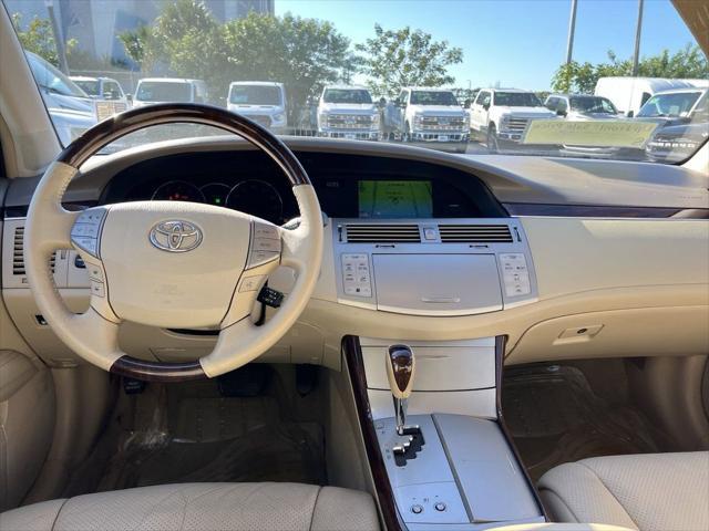 2008 toyota avalon limited