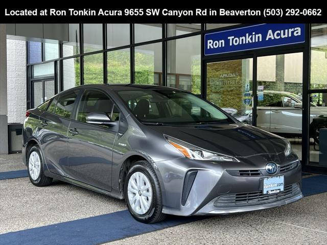 2021 toyota prius l