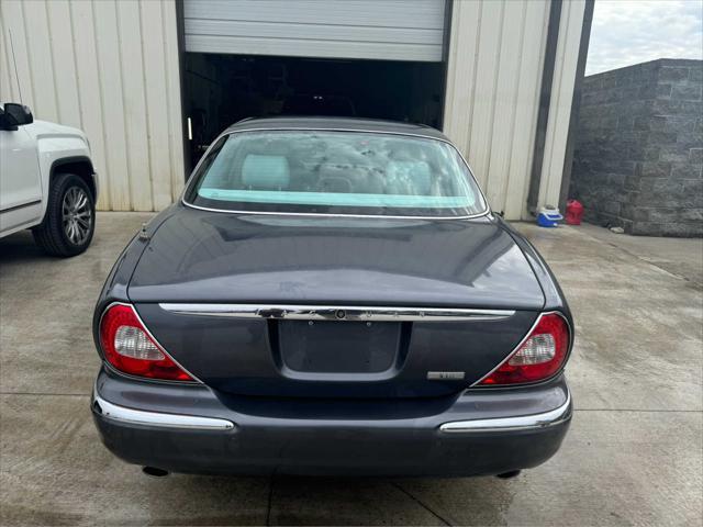 2004 jaguar xj base