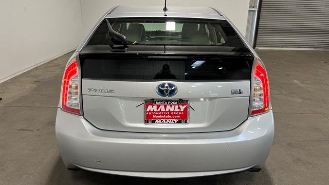 2013 toyota prius two