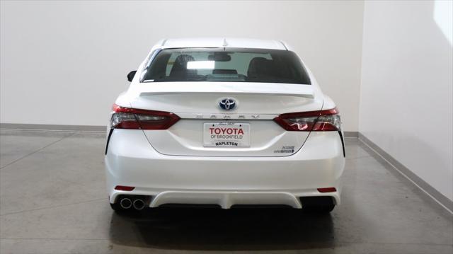 2021 toyota camry xse
