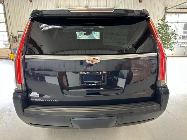 2019 cadillac escalade platinum