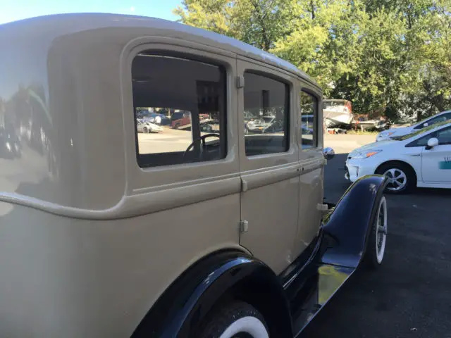 1929 desoto 6. canadian built . complete me !!!