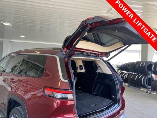 2021 jeep grand cherokee l limited