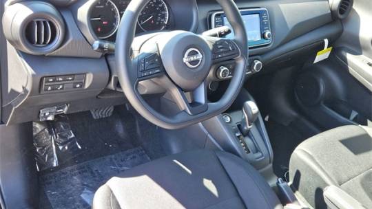 2024 Nissan Kicks