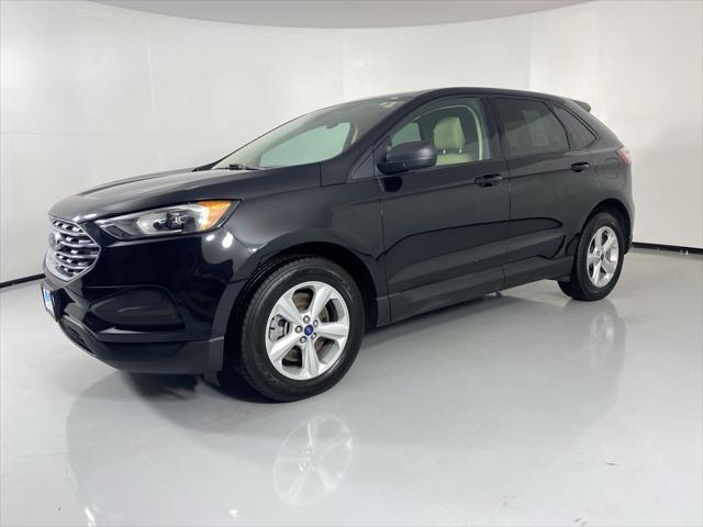 2022 ford edge se