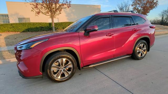 2022 toyota highlander l 60
