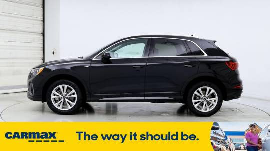 2022 Audi Q3