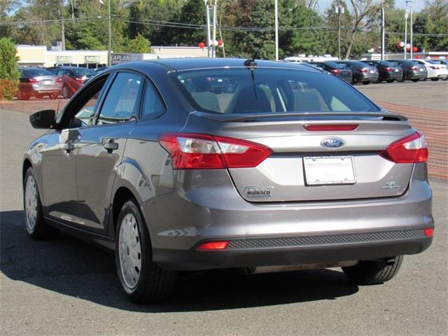 2013 ford focus se se 4dr sedan for sale in manchester, connecticut