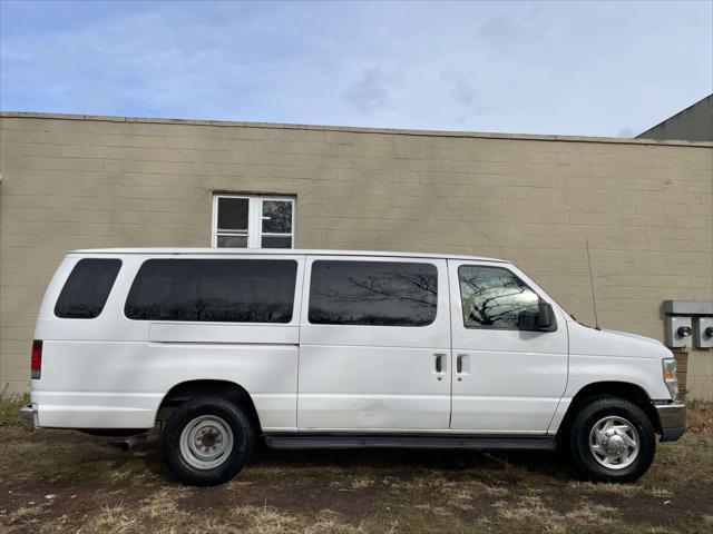 2010 ford e350 super duty xl