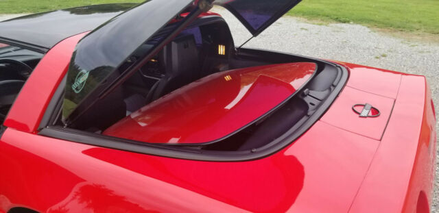 1991 corvette coupe, low miles and very clean