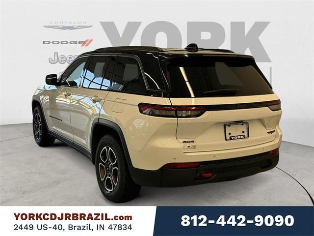2022 jeep grand cherokee trailhawk