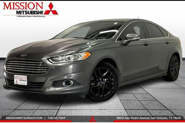2016 ford fusion se