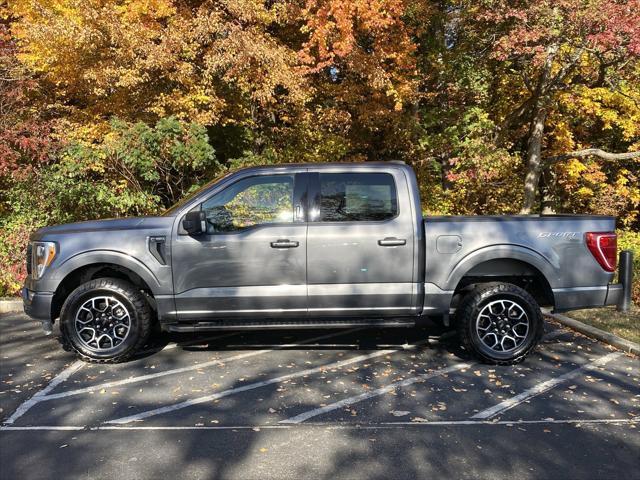 2021 ford f-150 xlt