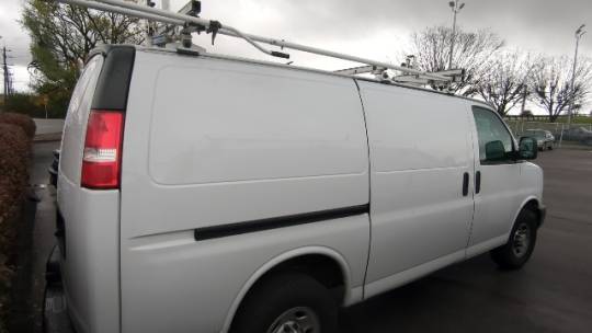 2018 chevrolet express 2500