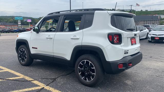 2023 jeep renegade trailhawk