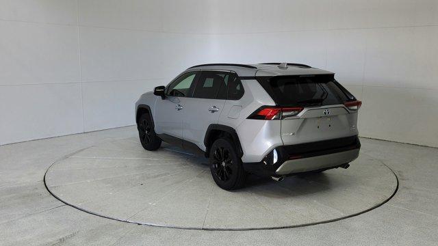 2022 toyota rav4 hybrid se