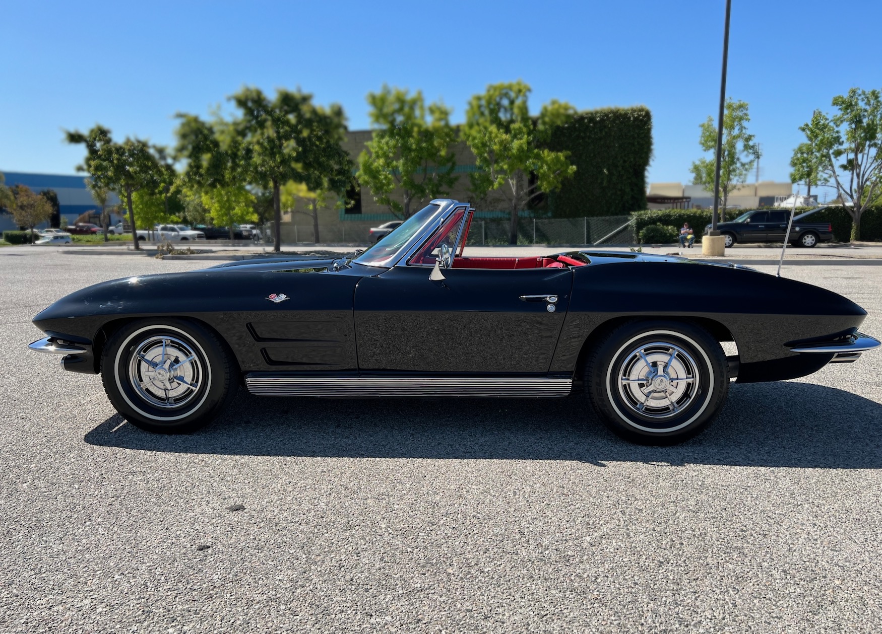 1963 chevrolet corvette convertible 4-speed