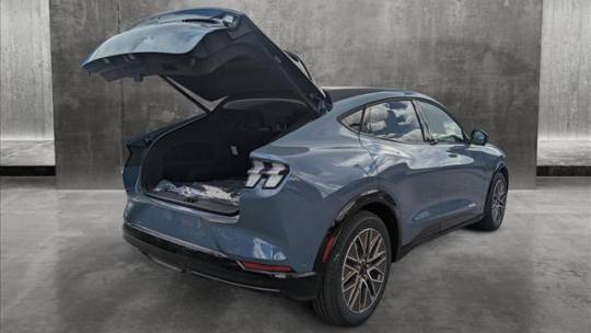 2024 Ford Mustang Mach-E