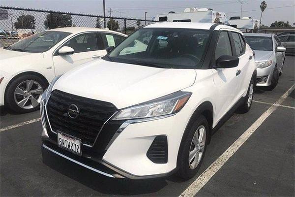 2021 nissan kicks in newark, california