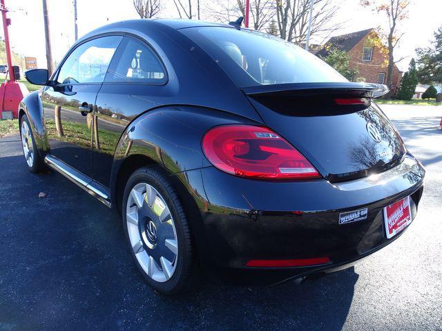 2013 volkswagen beetle 2.0t fender edition