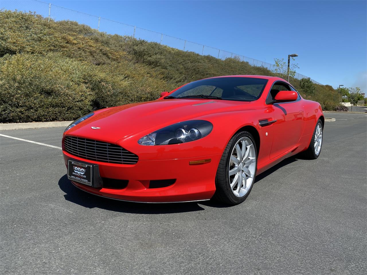 2005 aston martin db9