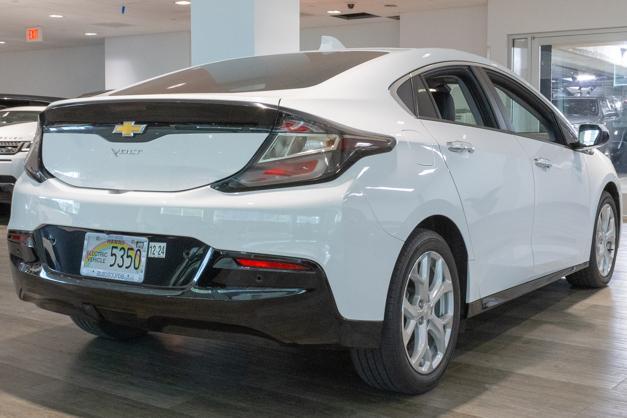 2017 chevrolet volt premier