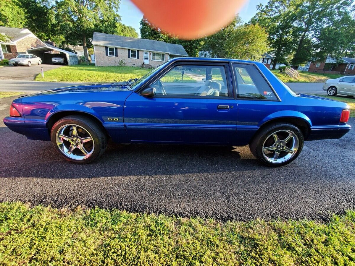 1989 ford mustang sedan blue rwd manual lx